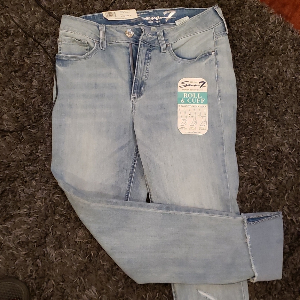 Seven  jeans